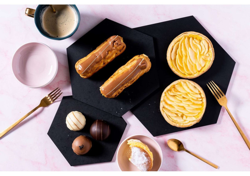 Planche à Découper et Servir Utrecht - Design six côtés en bois - AK 272208 - ATMK