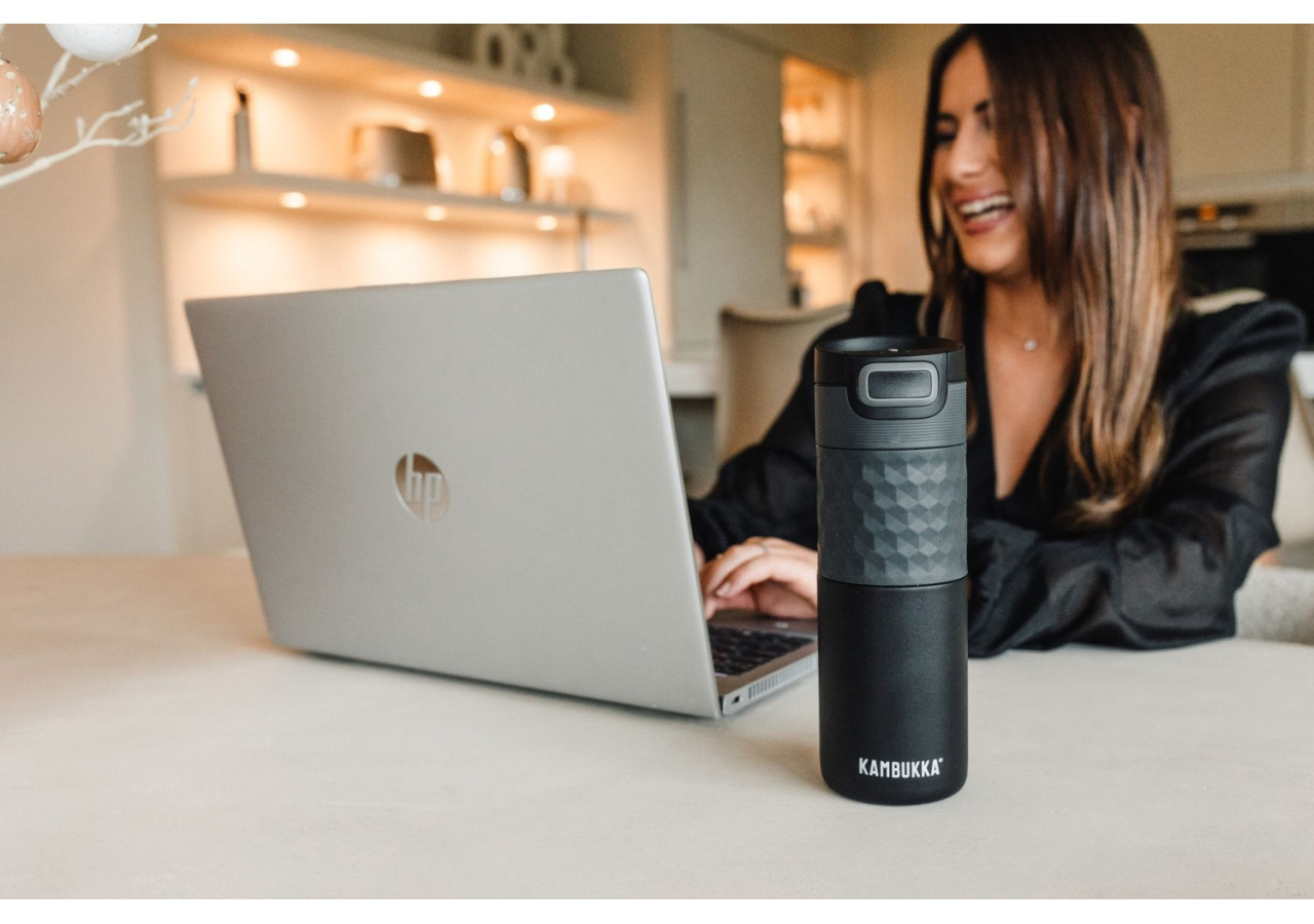 Bouteille Isotherme Etna - 500 ml, Noir acier - KA 140079 - Kambukka