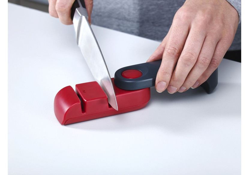 Aiguiseur de Couteaux Rota - Compact et Ergonomique - JJ 100488 - Joseph Joseph Aiguiseur de Couteaux Rota - Compact et Ergonomique - JJ 100488 - Joseph Joseph