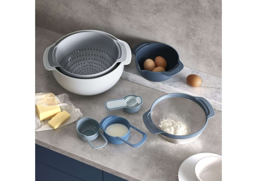 Ensemble de Bols et Cuillères Mesure - 9 Pièces, Pratique et Économiseur d'Espace - JJ 000184 - Joseph Joseph Ensemble de Bols et Cuillères Mesure - 9 Pièces, Pratique et Économiseur d'Espace - JJ 000184 - Joseph Joseph
