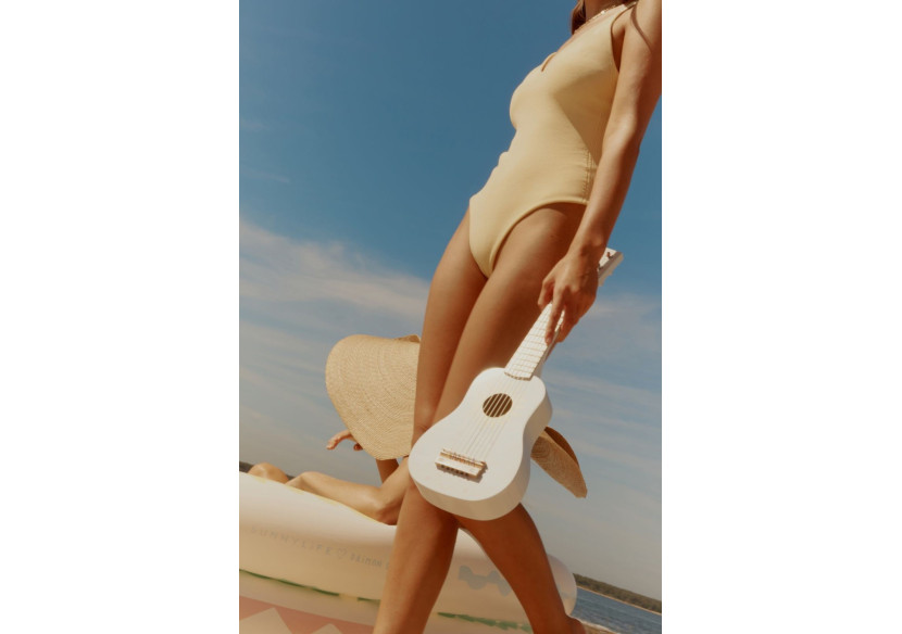 Ukulélé en Bois Fiesta Mariposa - Instrument Musical Élégant - SL 055878 - Sunnylife Ukulélé en Bois Fiesta Mariposa - Instrument Musical Élégant - SL 055878 - Sunnylife