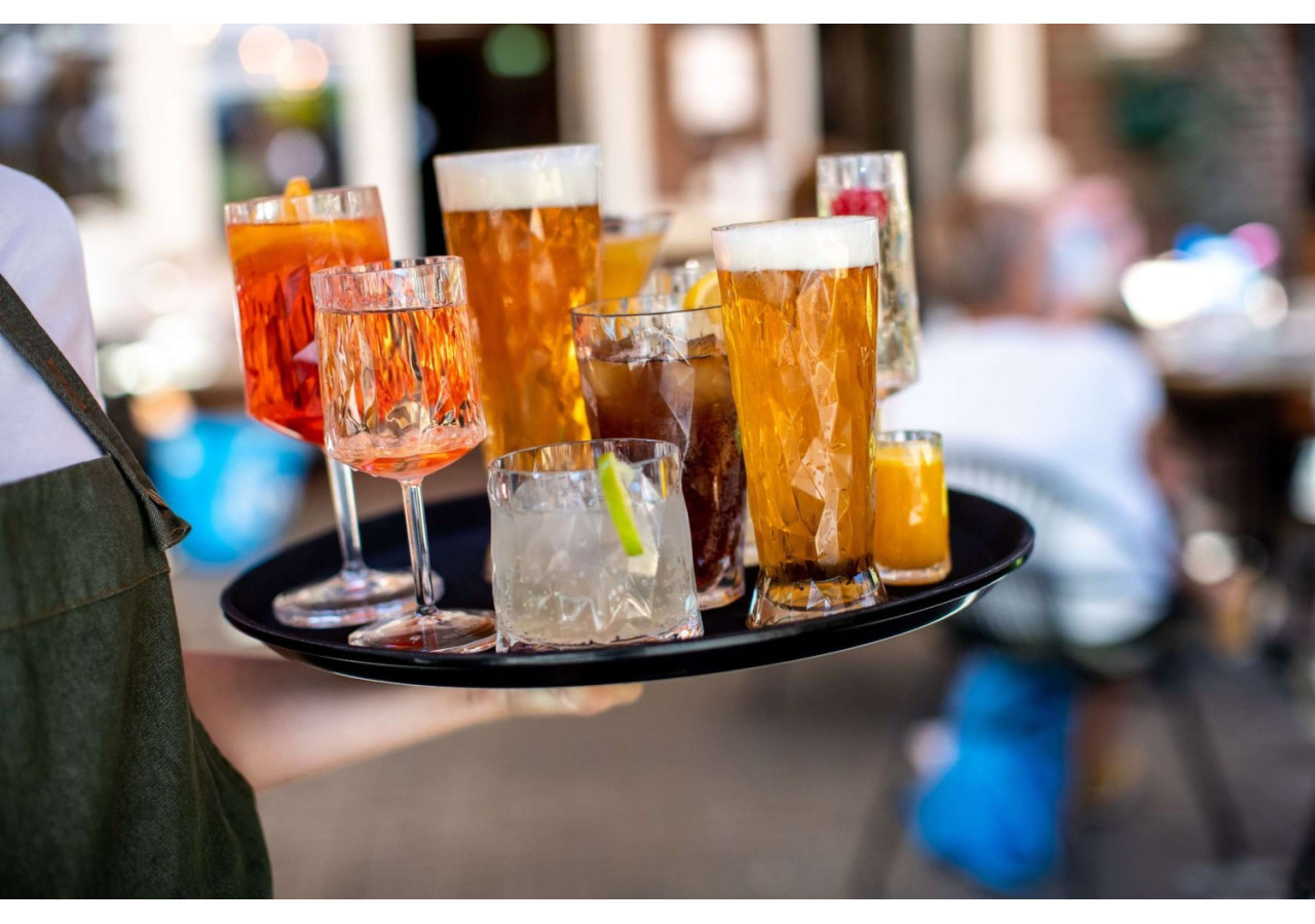 Verre à Bière Club No. 10 - 300 ml, résistant et isolant - KZ 496770 - Koziol