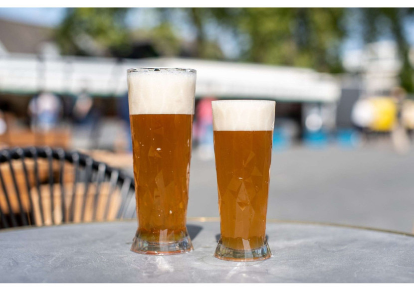 Verre à Bière Club No. 10 - 300 ml, résistant et isolant - KZ 496770 - Koziol