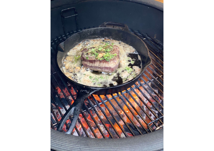 Poêle Skillet en Fonte - 25 cm, idéale pour cuisson haute température - VH 497761 - Valhal Poêle Skillet en Fonte - 25 cm, idéale pour cuisson haute température - VH 497761 - Valhal