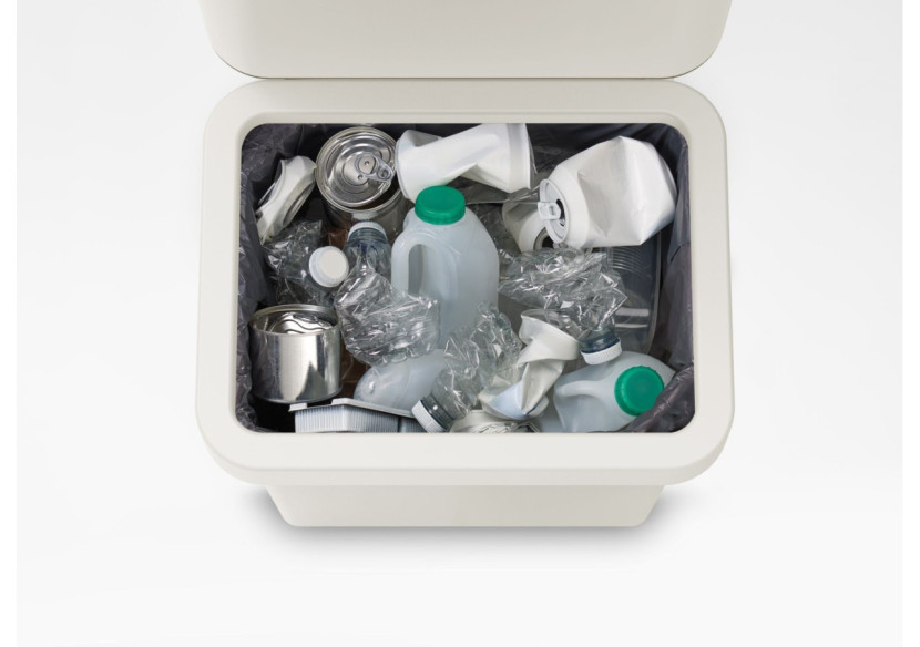 Poubelle Totem Pop - 2 compartiments de 30 litres pour un tri facile - JJ 001716 - Joseph Joseph Poubelle Totem Pop - 2 compartiments de 30 litres pour un tri facile - JJ 001716 - Joseph Joseph