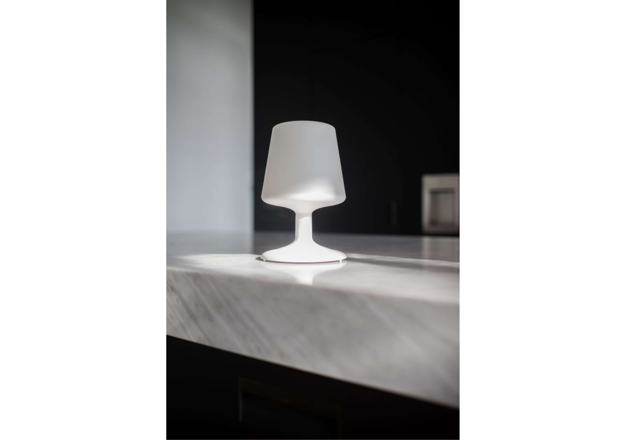 Lampe de Table Light To Go - Élégante et Pratique - KZ 446737 - Koziol