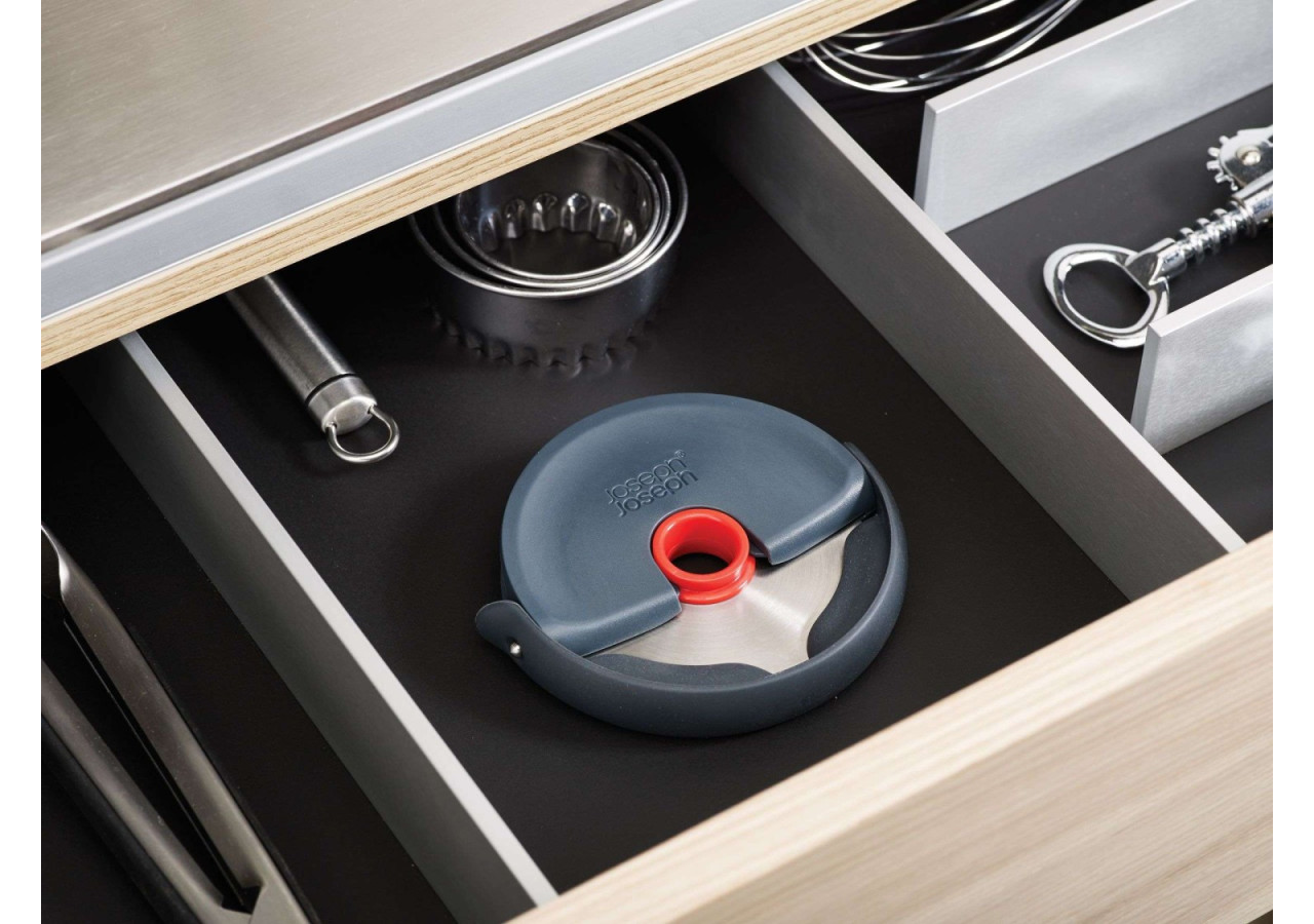 Coupe-pizza DISC - Design innovant en acier inoxydable - JJ 200386 - Joseph Joseph