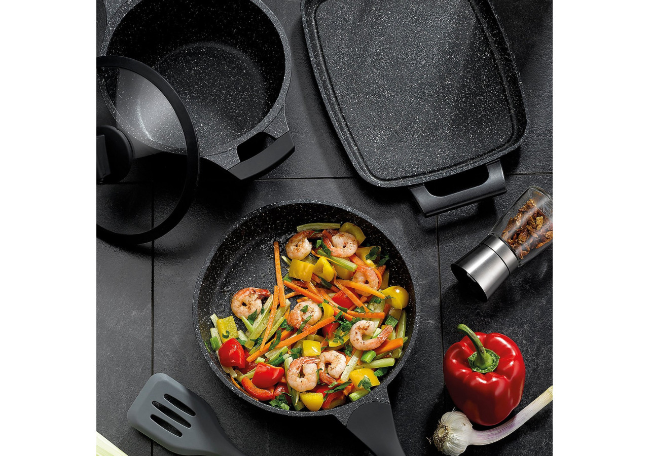 Cocotte STELLA NOVA - 3,5 litres avec couvercle et poignée Souftouch - KE 122194 - Kela Keuken