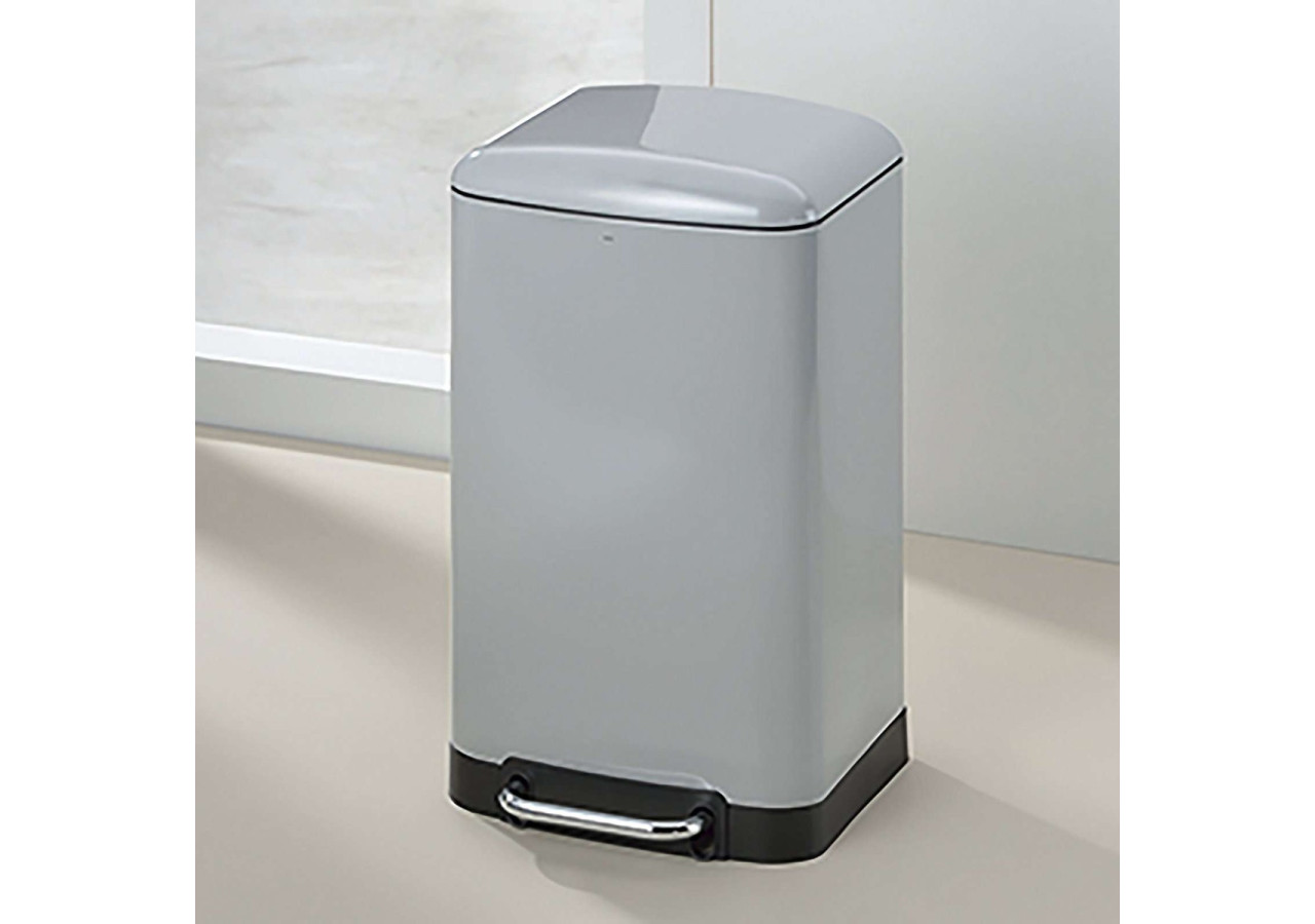 Poubelle Davino avec Pédale - 30 litres au design élégant - KE 109072 - Kela Badkamer