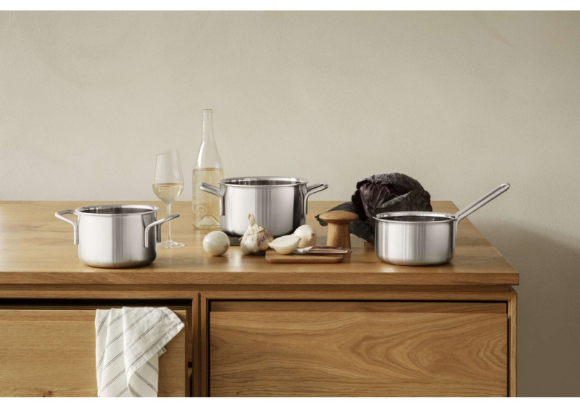 Casserole Multi 2,2 litres - Idéale pour tous types de cuisson - ET 005739 - Eva Trio Casserole Multi 2,2 litres - Idéale pour tous types de cuisson - ET 005739 - Eva Trio