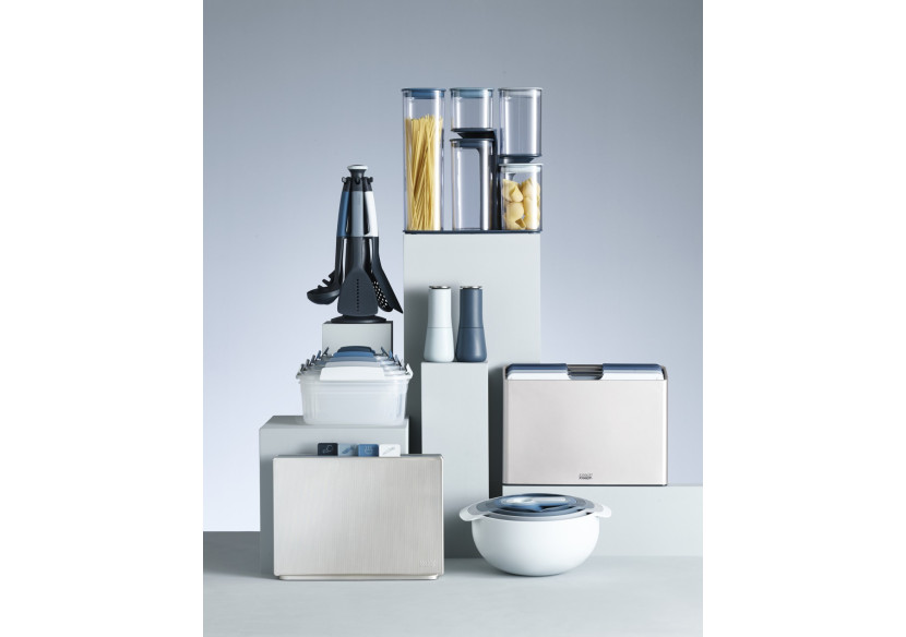 Distributeur de Savon Joseph Joseph - Design Pratique en Bleu Nuit - JJ 003093 - Joseph Joseph Distributeur de Savon Joseph Joseph - Design Pratique en Bleu Nuit - JJ 003093 - Joseph Joseph