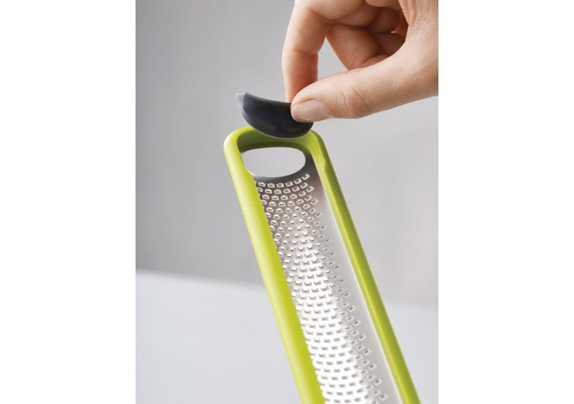 Râpe Ergonomique Handi-Zest - Avec Accessoire de Nettoyage Inclus - JJ 200492 - Joseph Joseph