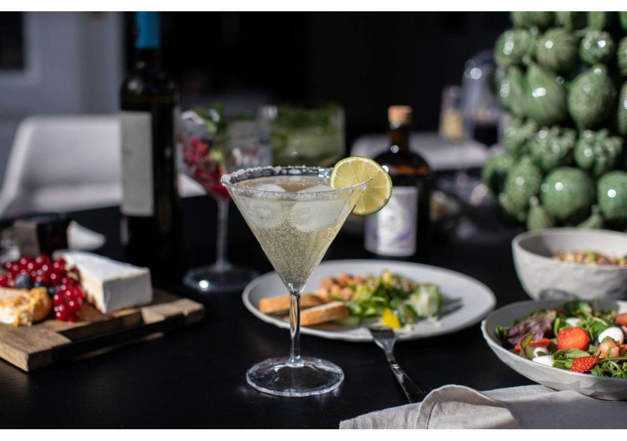 Verre à Martini 250 ml - Élégance et Durabilité - KZ 508916 - Koziol