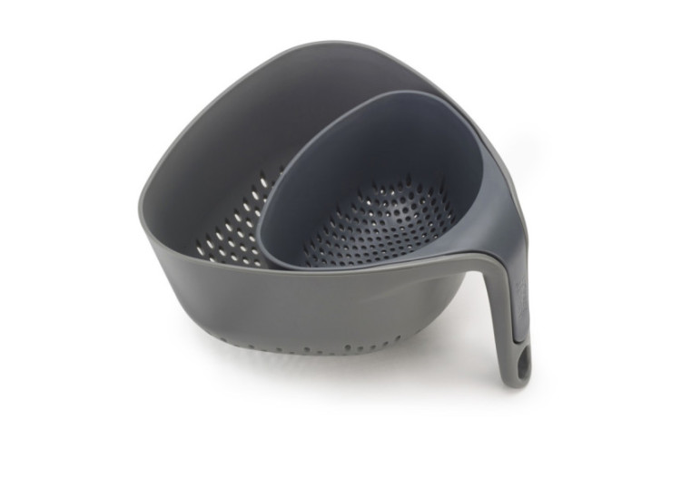 Ensemble de Passoires Triangulaires - 2 pièces, en plastique - JJ 400946 - Joseph Joseph