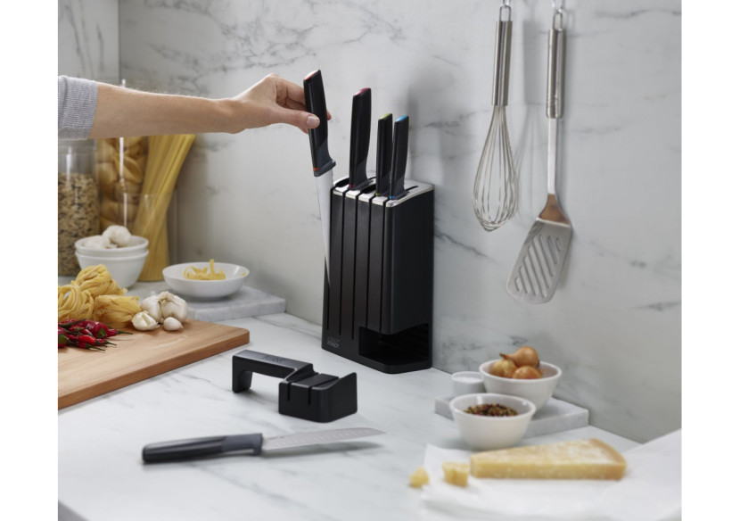 Bloc de Couteaux Elevate - 5 couteaux en acier inoxydable - JJ 001877 - Joseph Joseph Bloc de Couteaux Elevate - 5 couteaux en acier inoxydable - JJ 001877 - Joseph Joseph