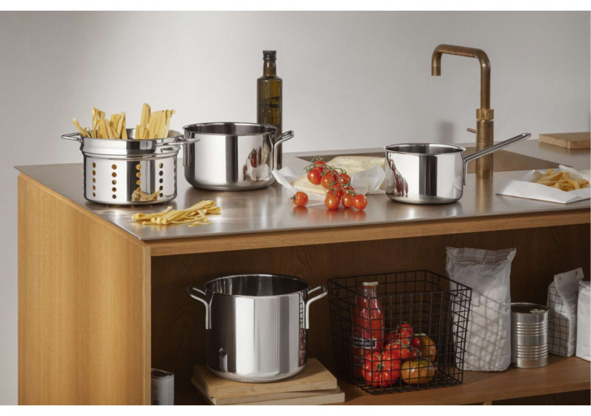 Ensemble de Casseroles en Acier Inoxydable - 4 Pièces Pratiques - ET 070232 - Eva Trio Ensemble de Casseroles en Acier Inoxydable - 4 Pièces Pratiques - ET 070232 - Eva Trio