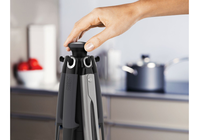 Carrousel Elevate avec 6 Ustensiles de Cuisine - Pratique et Coloré - JJ 101515 - Joseph Joseph Carrousel Elevate avec 6 Ustensiles de Cuisine - Pratique et Coloré - JJ 101515 - Joseph Joseph