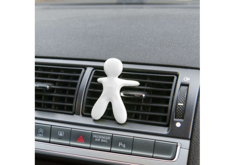 Chargeur Auto avec Désodorisant - Pratique et Élégant - CE 735311 - Celly 2