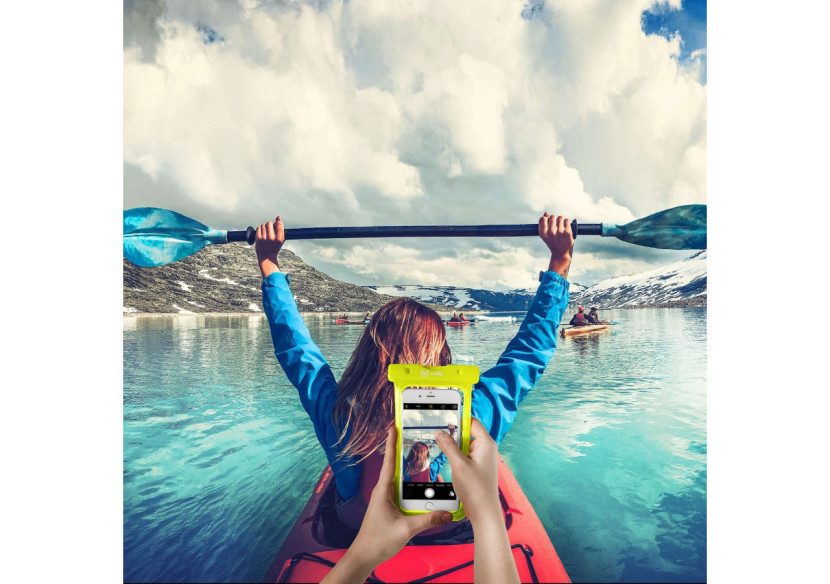 Housse de protection SplashBag - Étanche pour smartphone 6,2 pouces - CE 738657 - Celly