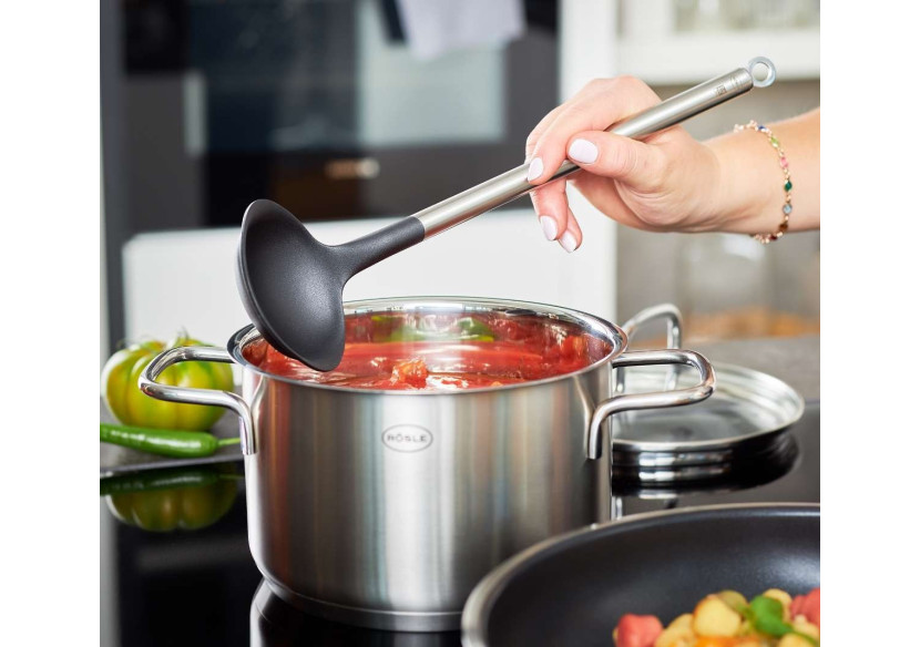 Cuillère à Sauce Rösle - 28 cm en Acier Inoxydable - RS 137036 - Rösle Basic Line Cuillère à Sauce Rösle - 28 cm en Acier Inoxydable - RS 137036 - Rösle Basic Line