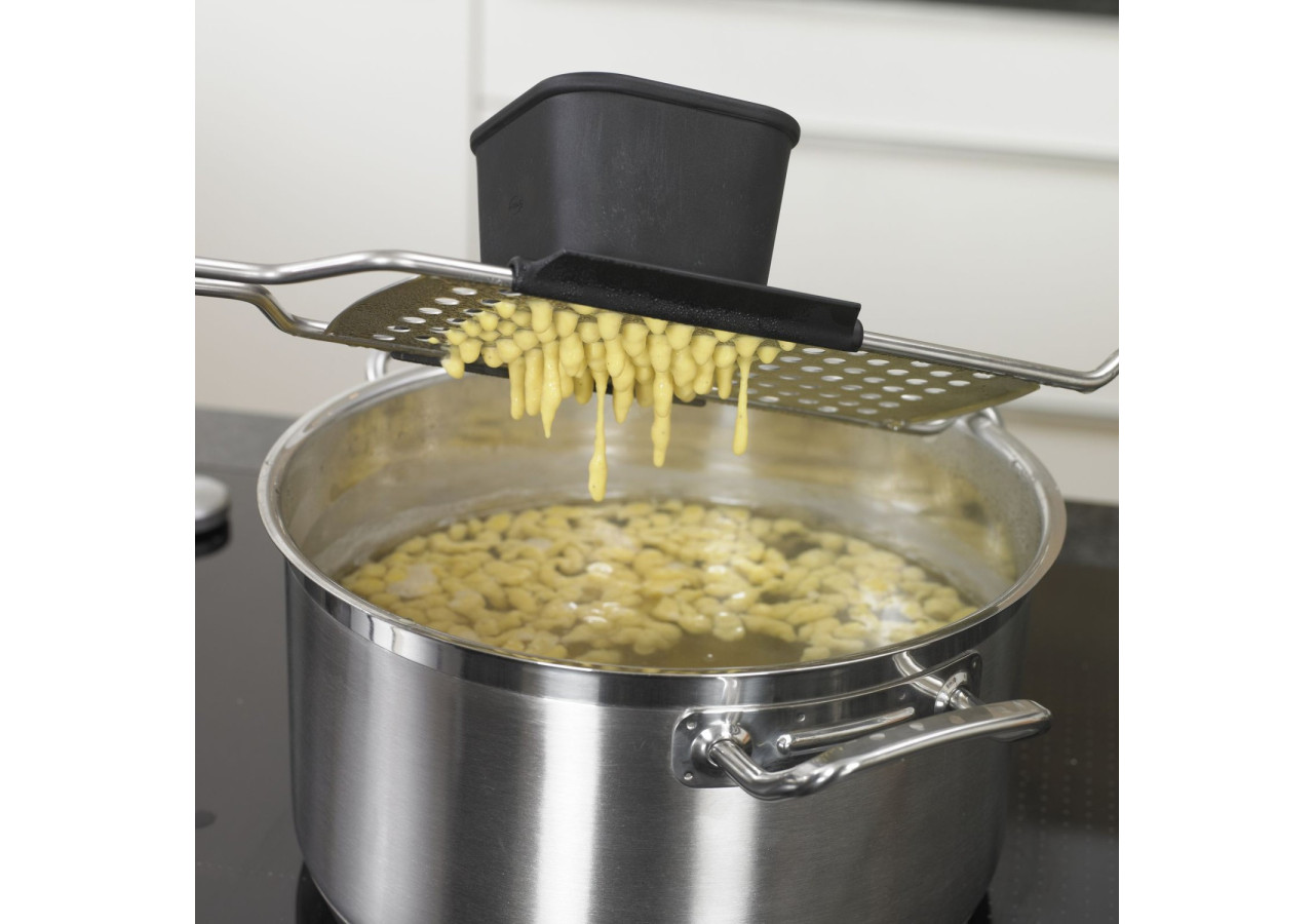 Râpe à Spaetzle Rösle - 40,5 cm en inox - RS 950307 - Rösle Keuken