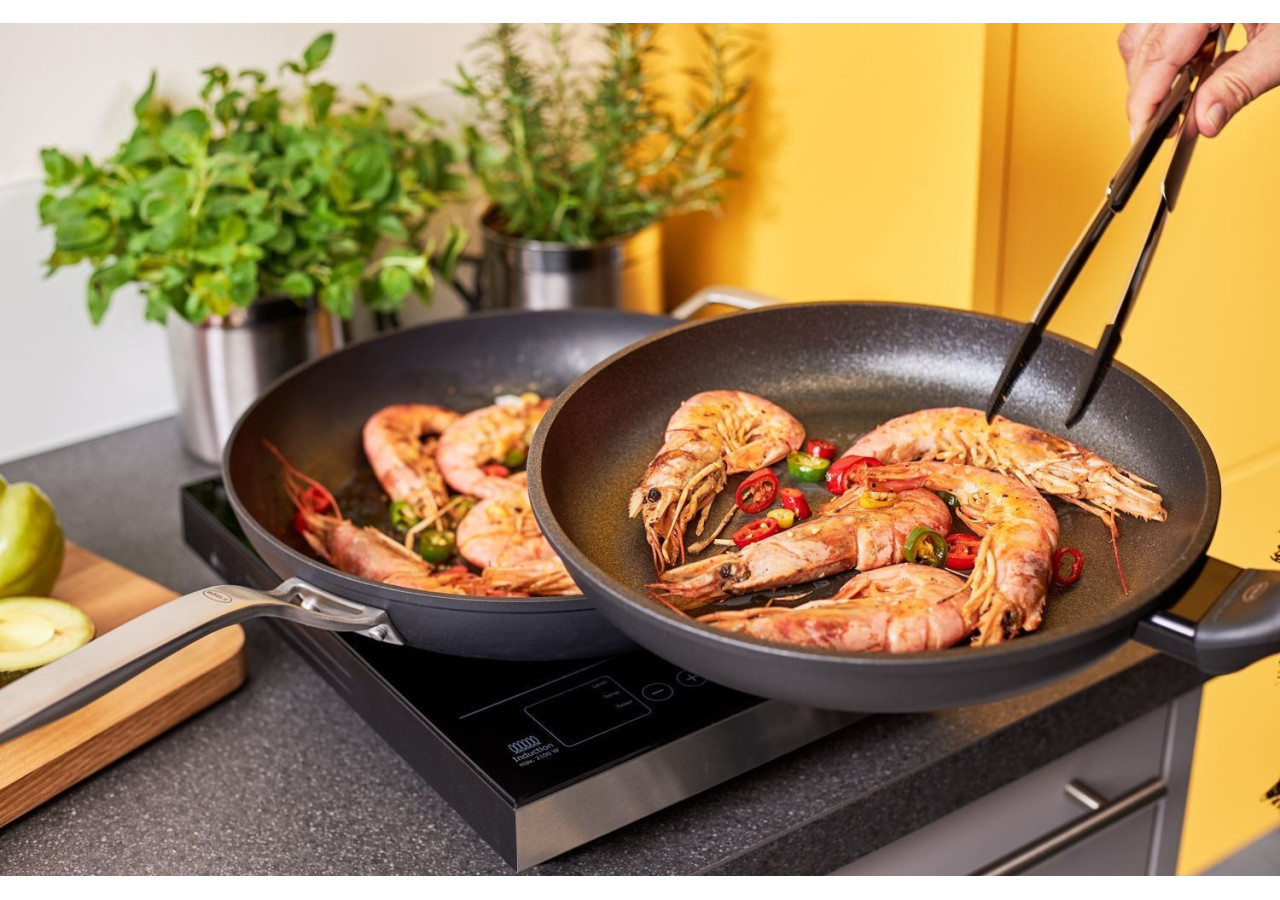 Poêle Raise - 32 cm, Aluminium Forgé avec Revêtement Antiadhésif - RS 914040 - Rösle Keuken