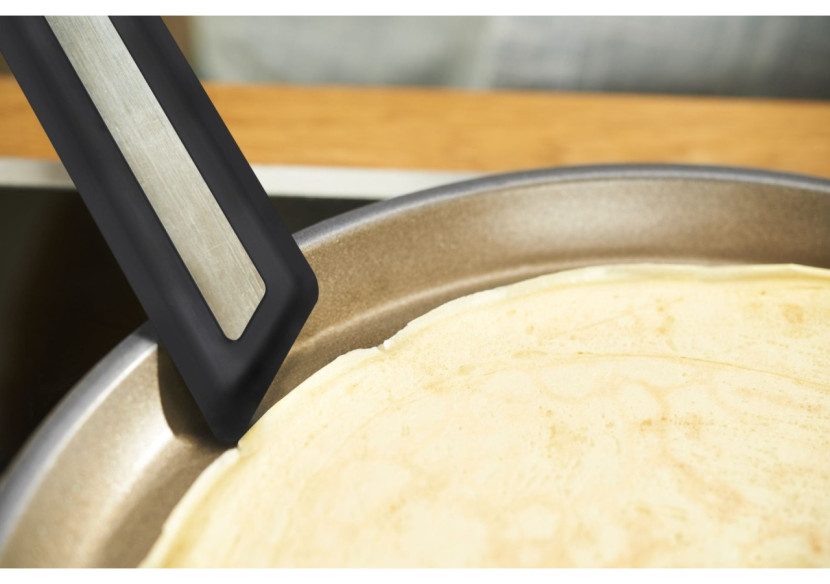 Spatule à crêpes 32,5 cm - Ustensile de cuisine multifonctionnel - RS 106254 - Rösle Keuken Spatule à crêpes 32,5 cm - Ustensile de cuisine multifonctionnel - RS 106254 - Rösle Keuken