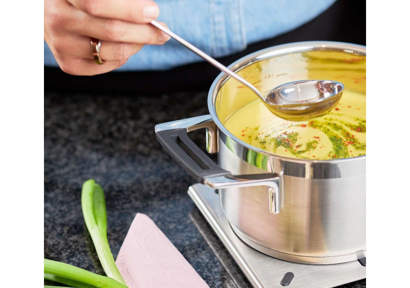 Louche à sauce - Acier inoxydable 25,5 cm - RS 100603 - Rösle Keuken Louche à sauce - Acier inoxydable 25,5 cm - RS 100603 - Rösle Keuken