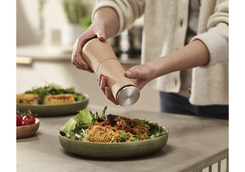 Moulin à Poivre Milltop - Bois de hêtre - JJ 005004 - Joseph Joseph Moulin à Poivre Milltop - Bois de hêtre - JJ 005004 - Joseph Joseph