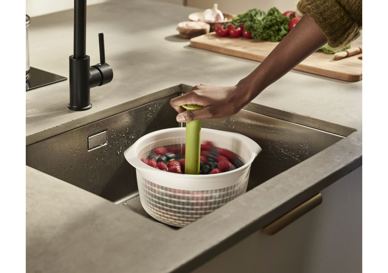 Spindola - Centrifugeuse à salade et passoire multifonction - JJ 004946 - Joseph Joseph