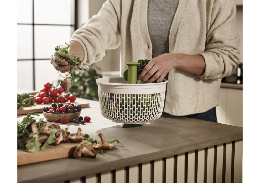 Spindola - Centrifugeuse à salade et passoire multifonction - JJ 004946 - Joseph Joseph Spindola - Centrifugeuse à salade et passoire multifonction - JJ 004946 - Joseph Joseph