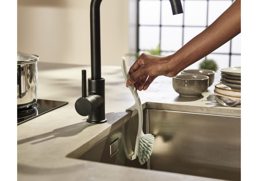 Brosse à Vaisselle Edge avec Support Gouttière - Efficace, Bleue - JJ 005691 - Joseph Joseph Brosse à Vaisselle Edge avec Support Gouttière - Efficace, Bleue - JJ 005691 - Joseph Joseph