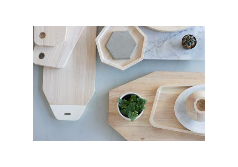 Plateau Polygon Blis - Grand modèle en bois d'acacia - TD 018758 - TAK Design Plateau Polygon Blis - Grand modèle en bois d'acacia - TD 018758 - TAK Design