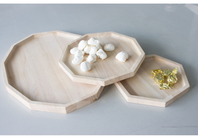 Plateau Polygon Blis - Grand modèle en bois d'acacia - TD 018758 - TAK Design Plateau Polygon Blis - Grand modèle en bois d'acacia - TD 018758 - TAK Design