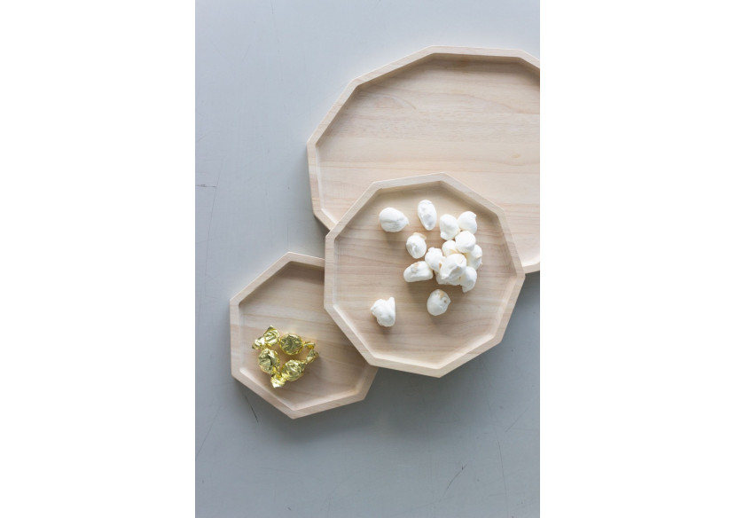 Plateau Polygon Blis - Grand modèle en bois d'acacia - TD 018758 - TAK Design Plateau Polygon Blis - Grand modèle en bois d'acacia - TD 018758 - TAK Design