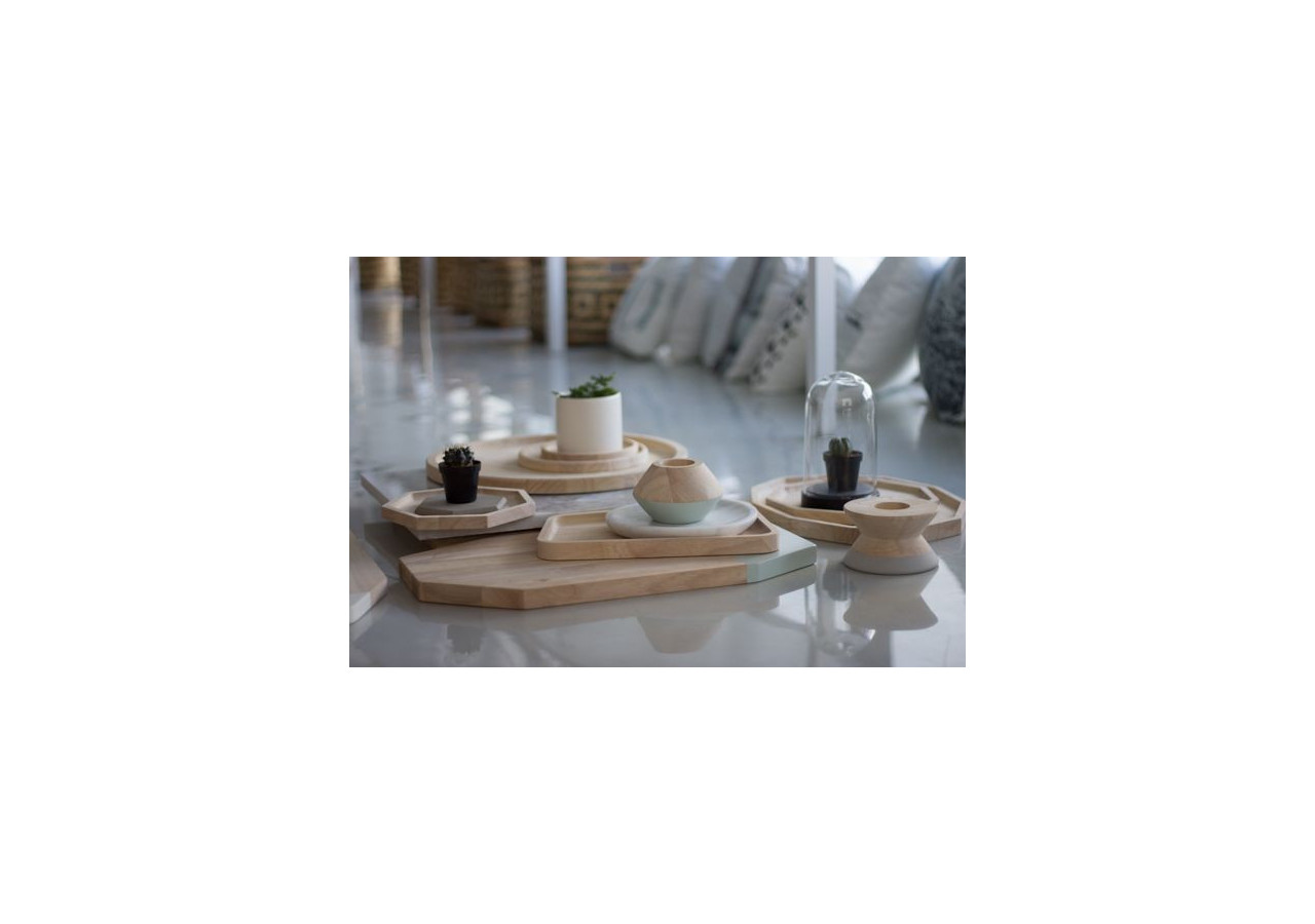 Plateau Rondi M - Bois de caoutchouc fait main, 2 cm d'épaisseur - TD 018772 - TAK Design