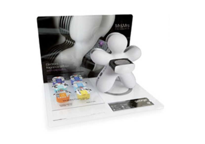 Présentoir POS George - Solution Pratique pour Magasin - MM 331504 - Mr & Mrs Fragrance Présentoir POS George - Solution Pratique pour Magasin - MM 331504 - Mr & Mrs Fragrance
