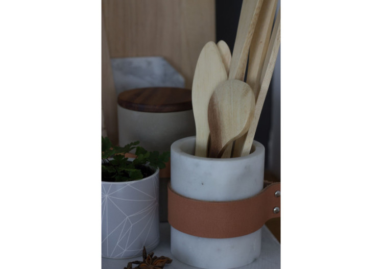 Vase en Marbre avec Bandes en Cuir 10 x 12 cm - Élégance et Durabilité - TD 017829 - TAK Design 2