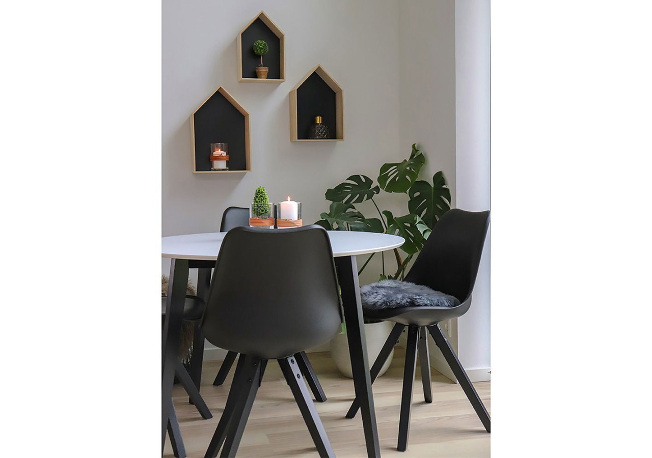 Chaise de Salle à Manger Bergen - Noir avec Pieds en Bois Noir - 1001023 - House Nordic