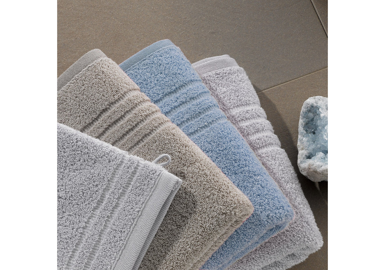 Serviette de Bain Leonora Fog Blue - 100% coton 90 x 200 cm - KE 234934 - Kela Badkamer