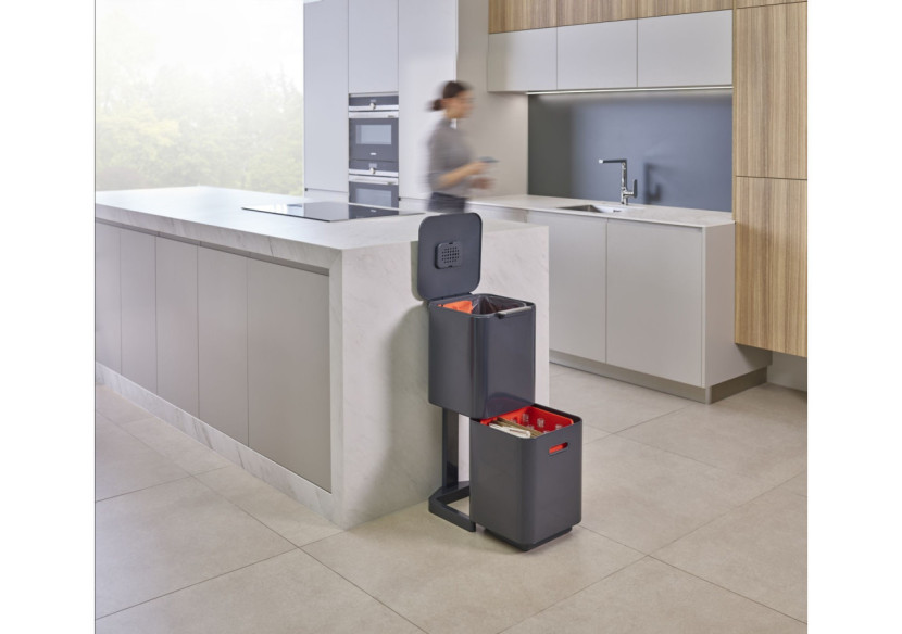 Poubelle Totem Compact 2x20 L - Système de Tri Intelligent - JJ 001068 - Joseph Joseph Poubelle Totem Compact 2x20 L - Système de Tri Intelligent - JJ 001068 - Joseph Joseph