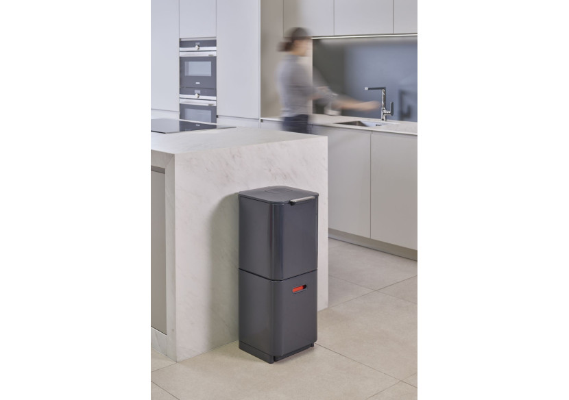 Poubelle Totem Compact 2x20 L - Système de Tri Intelligent - JJ 001068 - Joseph Joseph Poubelle Totem Compact 2x20 L - Système de Tri Intelligent - JJ 001068 - Joseph Joseph
