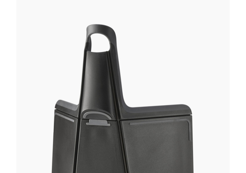 Planche à Découper Chop2Pot Plus - Pliable, Grande, Noire - JJ 005097 - Joseph Joseph Planche à Découper Chop2Pot Plus - Pliable, Grande, Noire - JJ 005097 - Joseph Joseph