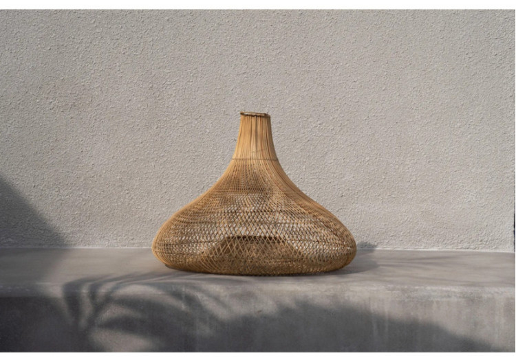 Suspension THE SHALA - Lampe en rotin naturelle L - BAYU047N-L - Bazar Bizar 2