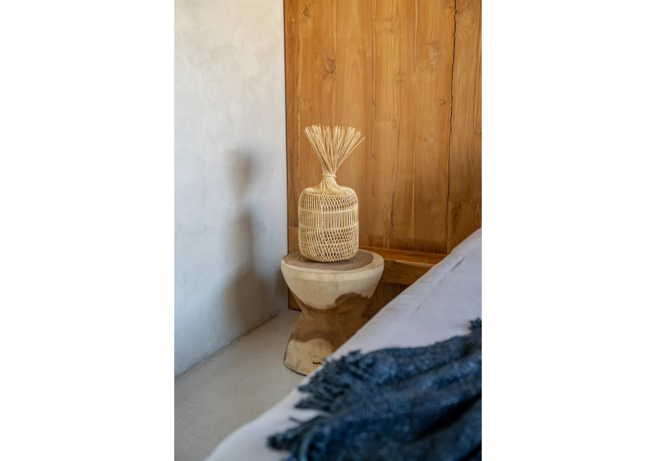 Tabouret Naturel The Kona - Bois Suar - JACI009N - Bazar Bizar