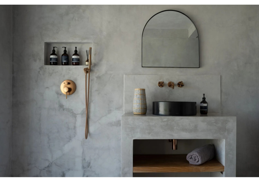 Vase Élégant en Terracotta - Détails en Raphia - Grand - JABR086ConN-L - Bazar Bizar