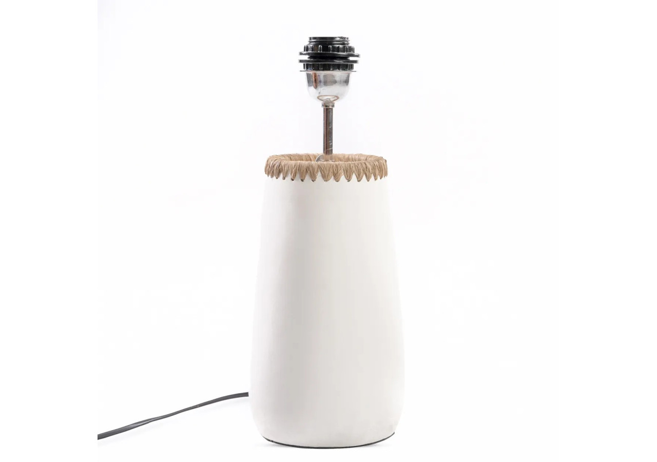 Lampe de Table Kiska - Terracotta blanche et décor raffia - JABR096WN - Bazar Bizar