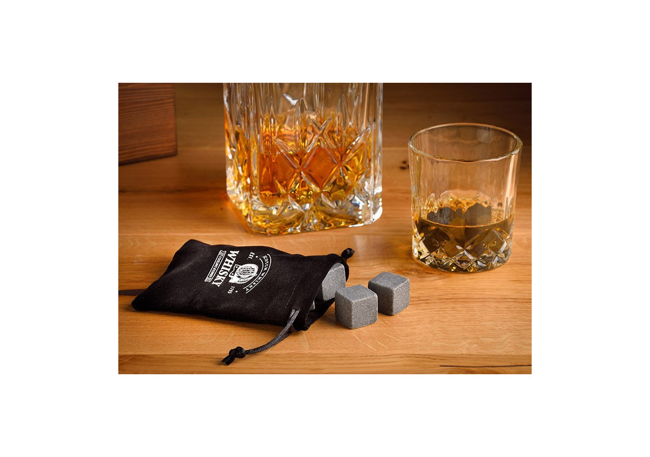 Set de Whisky en Pierre - Comprend 2 Verres et 8 Glaçons en Basalte dans une Boîte en Bois - 10054444 - WURM