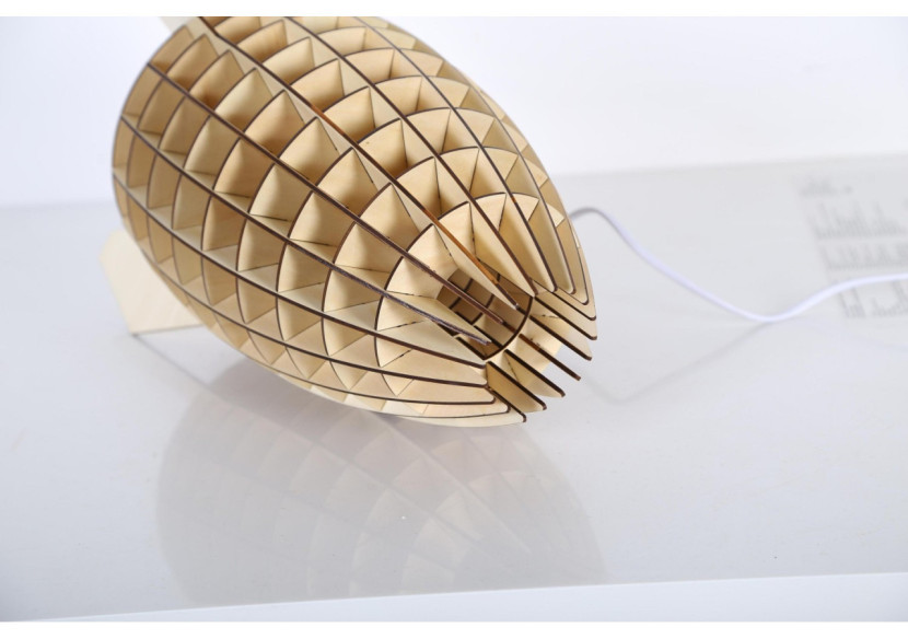 Lampe de table Rocket - Design en bois naturel 28 x 28 x 38 cm - HLOEJ-WOD-TBL - Kayoom