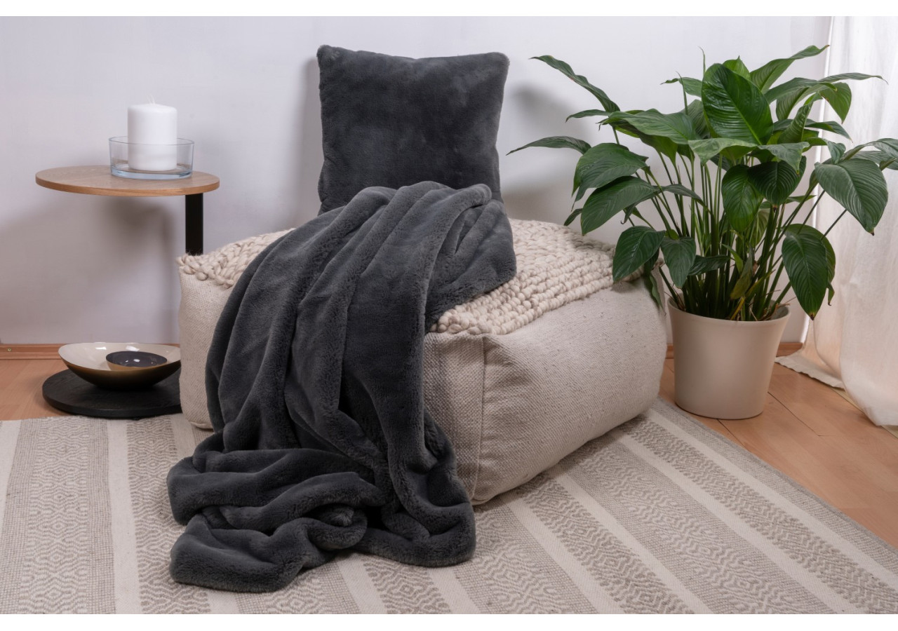 Set Coussin & Couverture AIMEE 600 - Ensemble douillet en anthracite - FN7S4-ANT - Kenda Sand